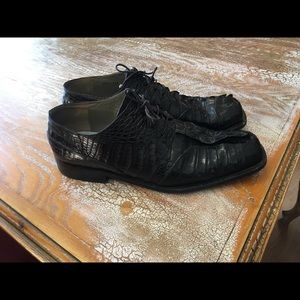 Mauri black crocodile size 13